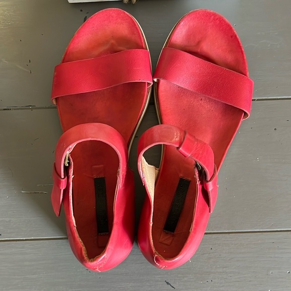 Neosens Women's Red Sandals Size 37 or 6.5 or‎ 7 EU - Picture 4 of 10